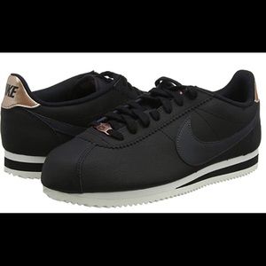 Nike Women’s Gymnastics Shoes, 9.5